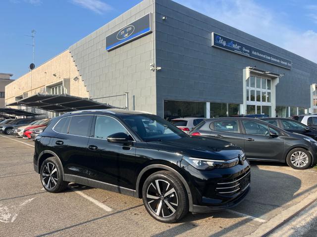 VOLKSWAGEN Tiguan usata, con Bluetooth