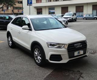 AUDI Q3 2.0 TDI 120 CV S line - NEOPATENTATI