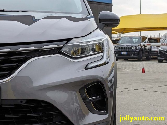 RENAULT Captur usata, con Fari LED