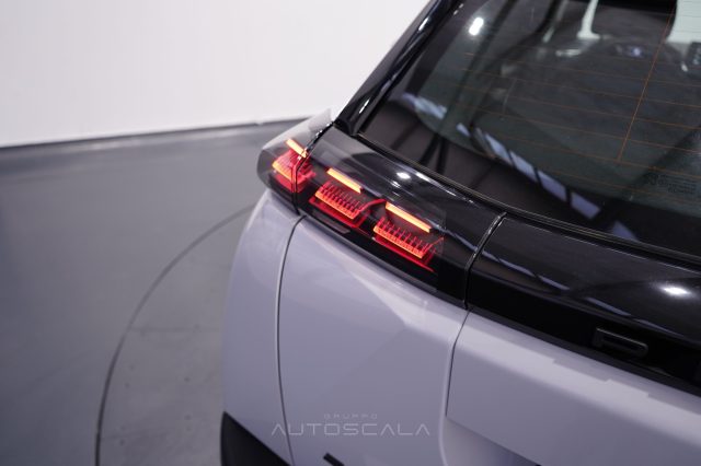 PEUGEOT 2008 usata, con Sensore di pioggia