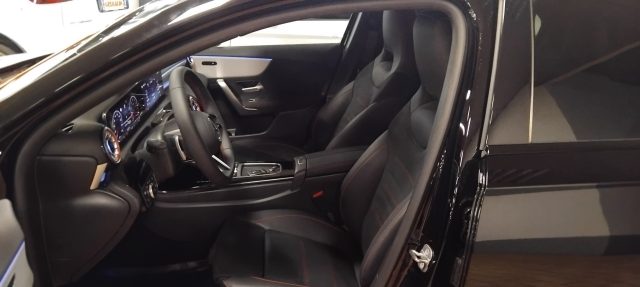 MERCEDES-BENZ A 180 usata, con Airbag testa