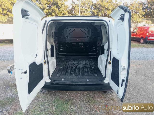 FIAT Fiorino usata 8