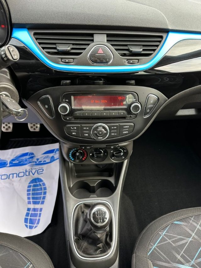 OPEL Corsa usata, con Cruise Control