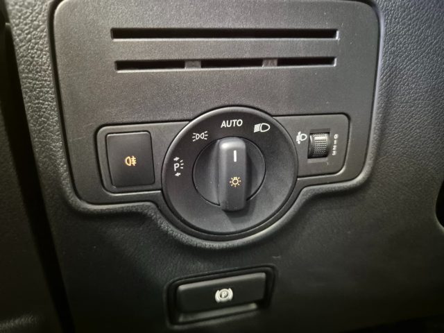 MERCEDES-BENZ Vito usata 29