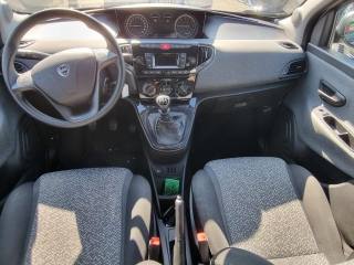 LANCIA Ypsilon usata, con Autoradio digitale