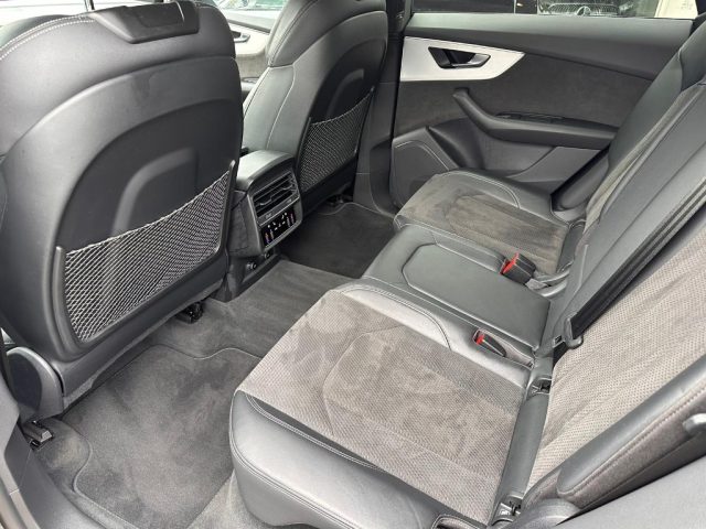 AUDI Q8 usata, con Cronologia tagliandi