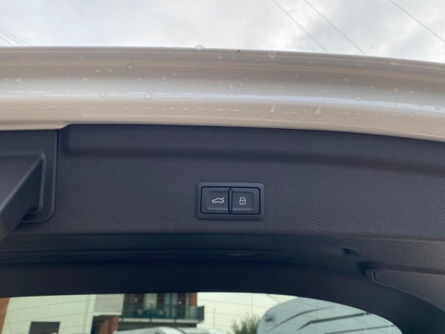 AUDI Q3 usata, con Vetri oscurati