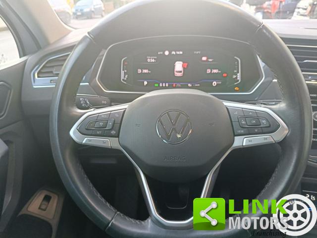 VOLKSWAGEN Tiguan usata, con Specchietti laterali elettrici