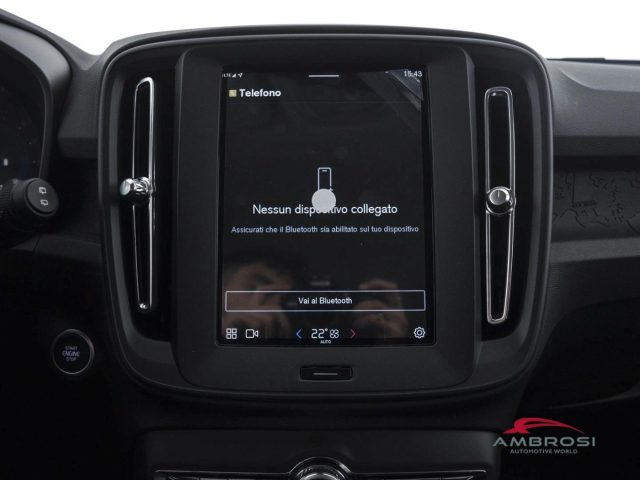VOLVO XC40 usata 14
