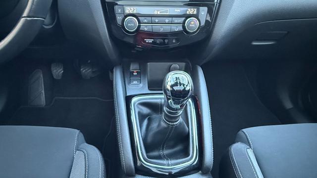 NISSAN Qashqai usata, con Climatizzatore