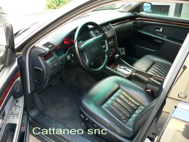 AUDI A8 usata, con Autoradio