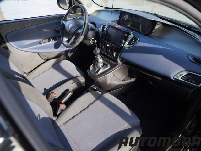 LANCIA Ypsilon usata 13