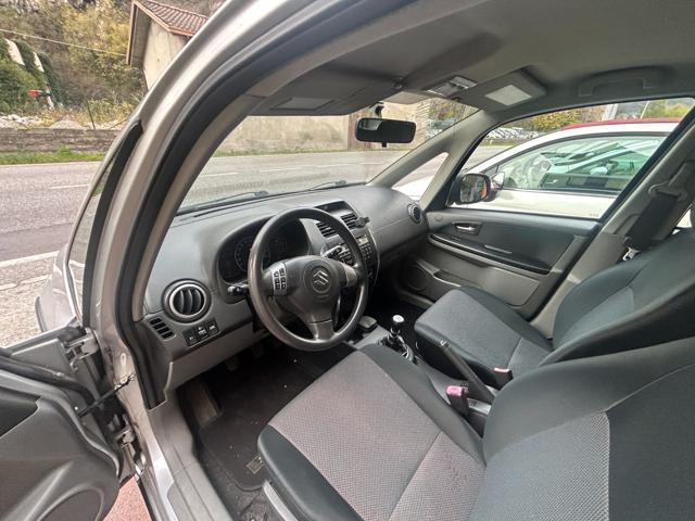 SUZUKI SX4 usata, con Sedile posteriore sdoppiato