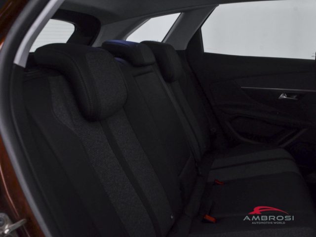 PEUGEOT 3008 usata 10