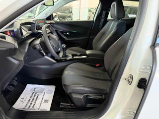 PEUGEOT 2008 usata, con Cruise Control