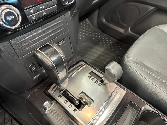 MITSUBISHI Pajero usata, con Controllo trazione