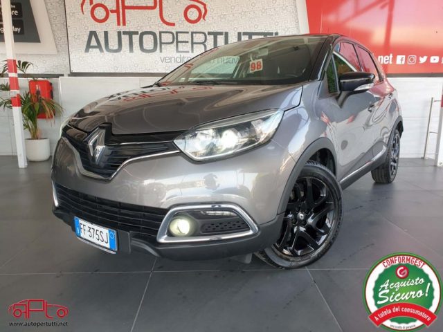RENAULT Captur usata, con Sedile posteriore sdoppiato