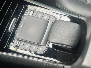 MERCEDES-BENZ GLA 180 usata, con USB