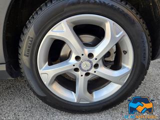 MERCEDES-BENZ GLA 180 usata, con Sedile posteriore sdoppiato