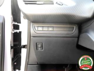 PEUGEOT 2008 usata, con Lettore CD