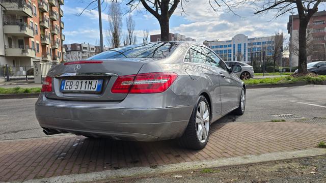 MERCEDES-BENZ E 250 usata, con Cerchi in lega