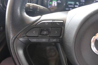 TOYOTA Yaris usata, con Airbag testa