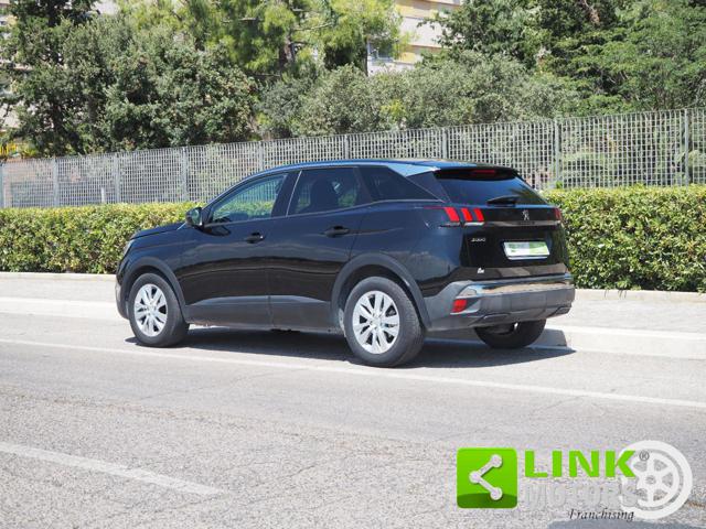 PEUGEOT 3008 usata, con Airbag