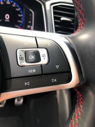 VOLKSWAGEN T-Roc usata, con Sedile posteriore sdoppiato