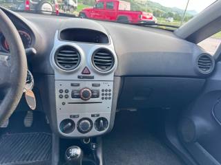 OPEL Corsa usata 11