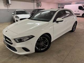 MERCEDES-BENZ A 180 d Automatic Premium