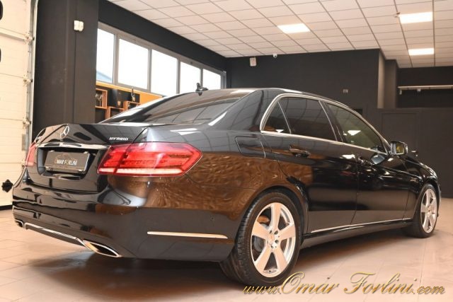 MERCEDES-BENZ E 300 usata 84