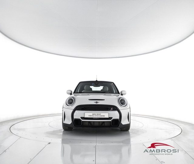 MINI Cabrio usata 4