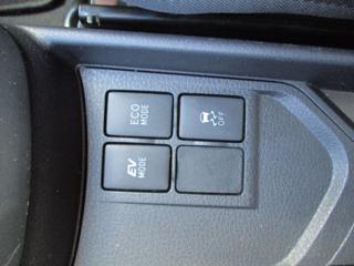 TOYOTA Yaris usata 21