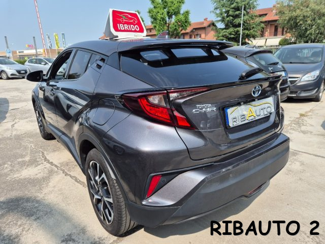 TOYOTA C-HR usata, con Luci diurne LED