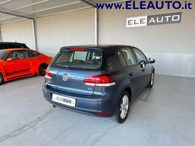 VOLKSWAGEN Golf usata, con Autoradio