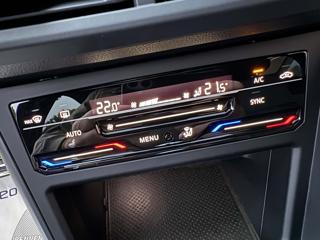 VOLKSWAGEN Taigo usata, con Touch screen