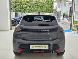 PEUGEOT 208 usata, con Boardcomputer