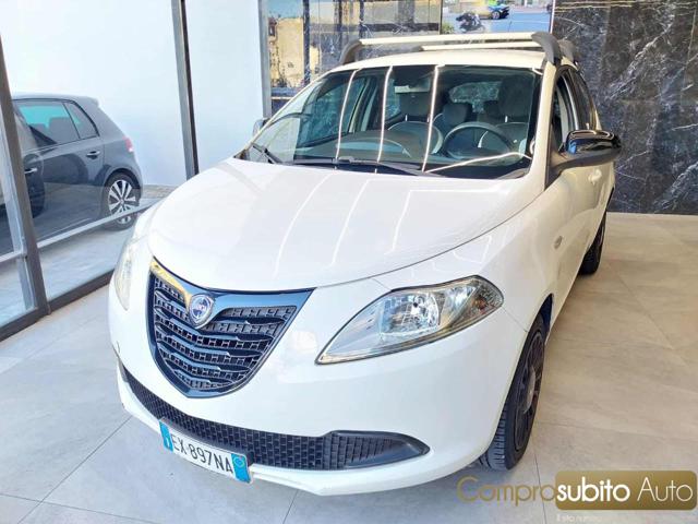LANCIA Ypsilon usata, con Airbag