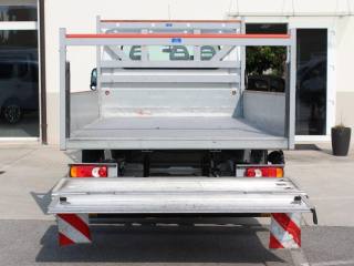 PEUGEOT Boxer usata, con Autoradio