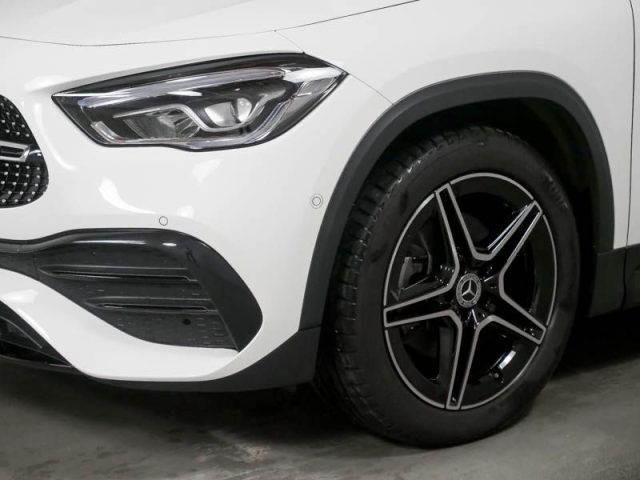 MERCEDES-BENZ GLA 220 usata, con Airbag laterali