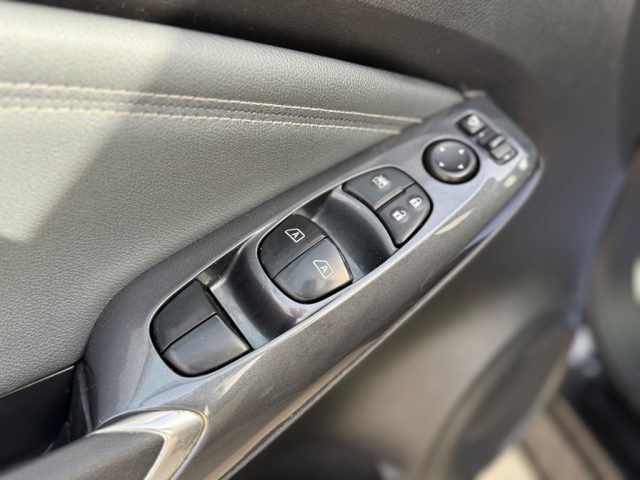 NISSAN Juke usata, con Airbag testa