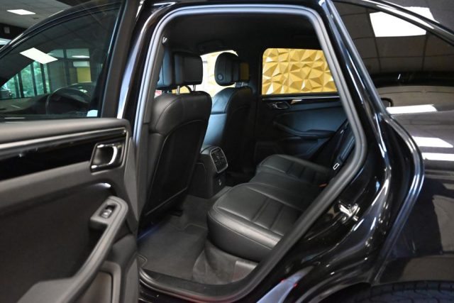 PORSCHE Macan usata 30
