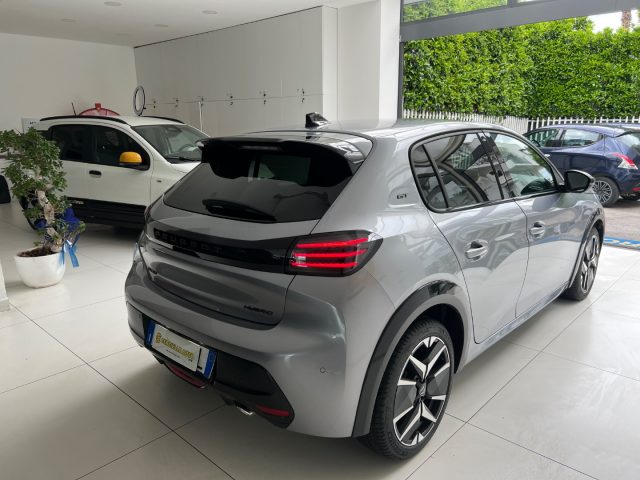 PEUGEOT 208 usata, con Controllo automatico clima