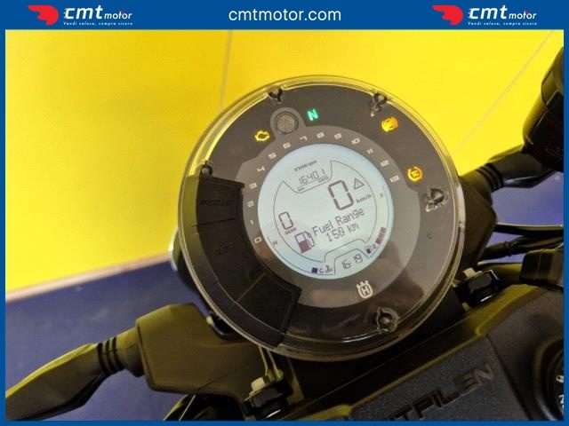 HUSQVARNA Vitpilen 701 usata 4