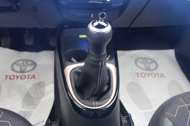 TOYOTA Aygo X usata, con Autoradio digitale