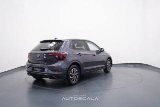 VOLKSWAGEN Polo usata, con Autoradio