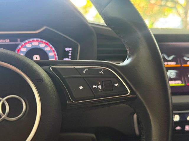 AUDI A1 usata, con Autoradio digitale