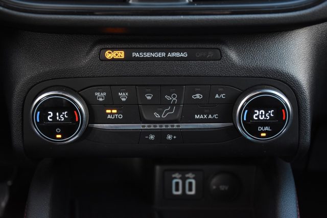 FORD Kuga usata, con USB