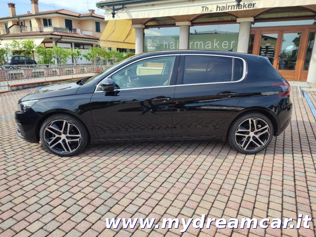 PEUGEOT 308 usata, con Autoradio