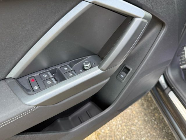 AUDI Q3 usata, con USB